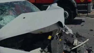 Barış GEZİCİ/ AKHİSAR (Manisa), – MANİSA’nın Akhisar ilçesinde, lastiği patlayan