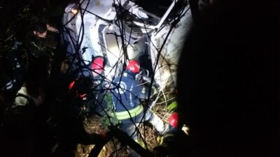 Soner GÜLEZER/ GÖLCÜK (Kocaeli), – KOCAELİ’nin Gölcük ilçesinde kontrolden çıkarak