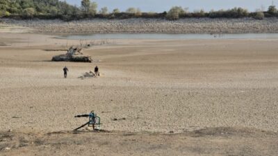 Özgül ATABEY/MUDANYA (Bursa), – BURSA’nın Mudanya ilçesinde vahşi sulama yöntemleri