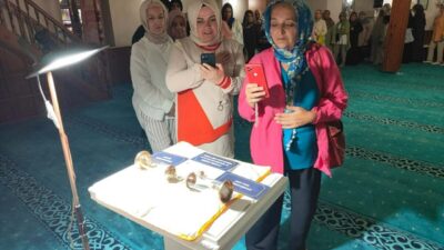 Oğuzhan BOYSAN/KUŞADASI (Aydın), – AYDIN’ın Kuşadası ilçesinde, Mevlid-i Nebi haftası