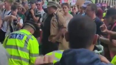 BİRLEŞİK KRALLIK, – İNGİLTERE’nin başkenti Londra’da, binlerce kişi Filistinlilere destek