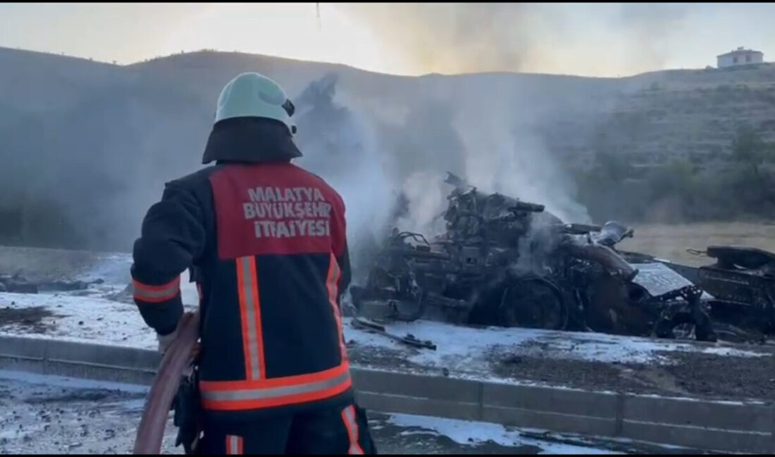 Recep BAĞDAT/ MALATYA, – MALATYA’nın Darende ilçesinde, yolcu otobüsüne çarptıktan