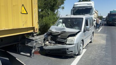 Doğan ÇİZMECİ/TURGUTLU (Manisa), – MANİSA’nın Turgutlu ilçesinde 1 TIR, 1