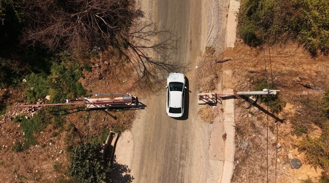 Muhtar sürgülü kapı yaptırdı; ormana yabancıların girmesi yasak Yiğithan HÜYÜK-Hüseyin SEZGİN/BURSA, – BURSA’nın Kestel ilçesinin kırsal Orhaniye Mahallesi’nde,