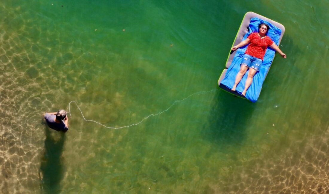 Munzur’da doğayı ve nehrin sesini dinleyip negatif enerjiden arınmaya çalıştılar Serhat Ozan YILDIRIM/TUNCELİ, – BELÇİKA’da yaşayan performans sanatçısı Hüseyin Umaysız,