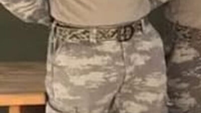 Ali ÇEVİKBAŞ/ ISPARTA, – ISPARTA’da nöbet tuttuğu özel okulun kapısında