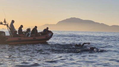 Yağmur ÖNGÜN/İZMİR, – MANŞ Denizi’ni solo geçerek tarihe geçen otizmli