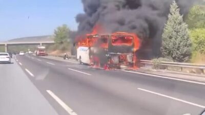 Okan ÇALIŞKAN/TARSUS (Mersin), – MERSİN’in Tarsus ilçesinde hareket halindeyken alev