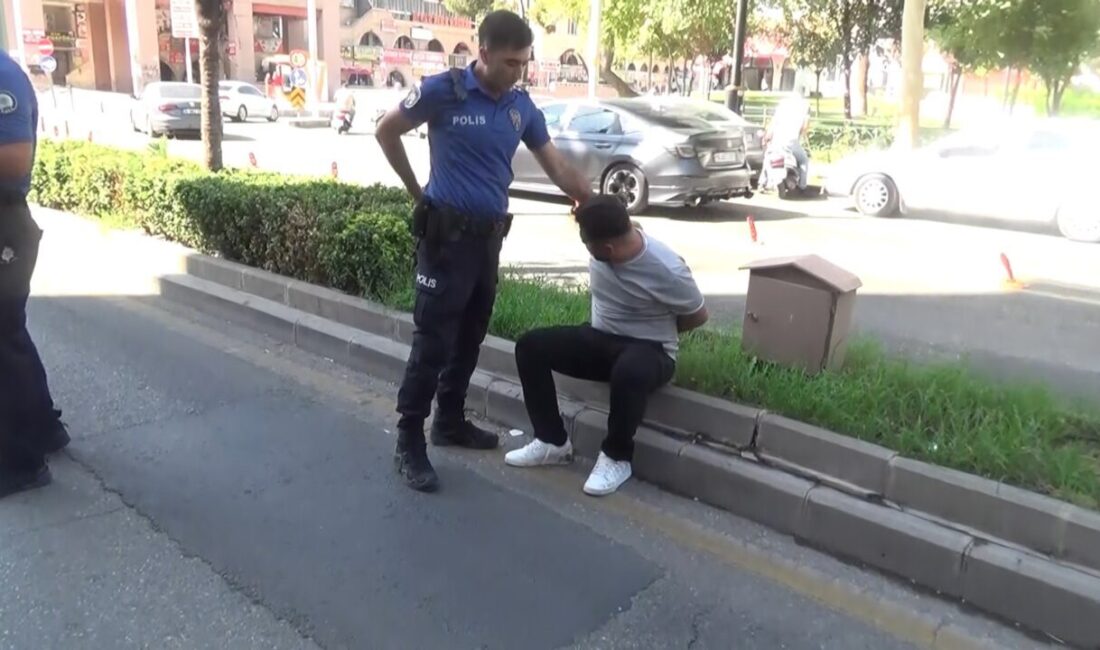 Ali LEYLAK/ŞANLIURFA, – ŞANLIURFA’da, polisi görünce paniğe kapılıp elindeki altın