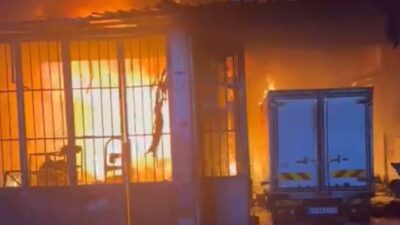 Emircan DURAK/KEMALPAŞA (İzmir), – İZMİR’in Kemalpaşa ilçesindeki sanayi sitesinde çıkan