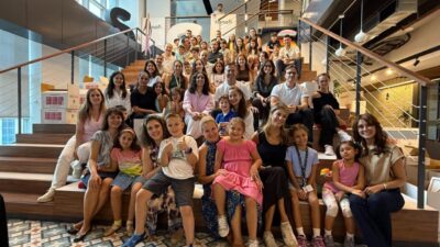 İSTANBUL, – SANOFİ Türkiye çalışanlarının çocukları, yeni eğitim-öğretim yılı öncesinde