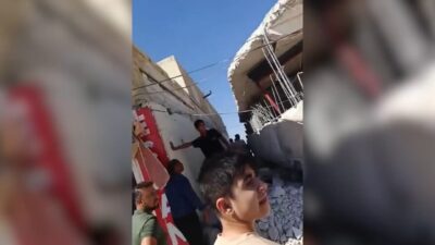 Ali LEYLAK/ŞANLIURFA, -ŞANLIURFA’nın Akçakale ilçesinde tadilat yapılan eczanenin tavan ve