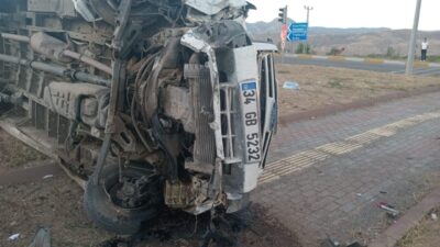 Uğur YİĞİT- Oğuzhan ÇİFCİ/SİVAS, – SİVAS’ın Suşehri ilçesinde otomobille çarpıştıktan