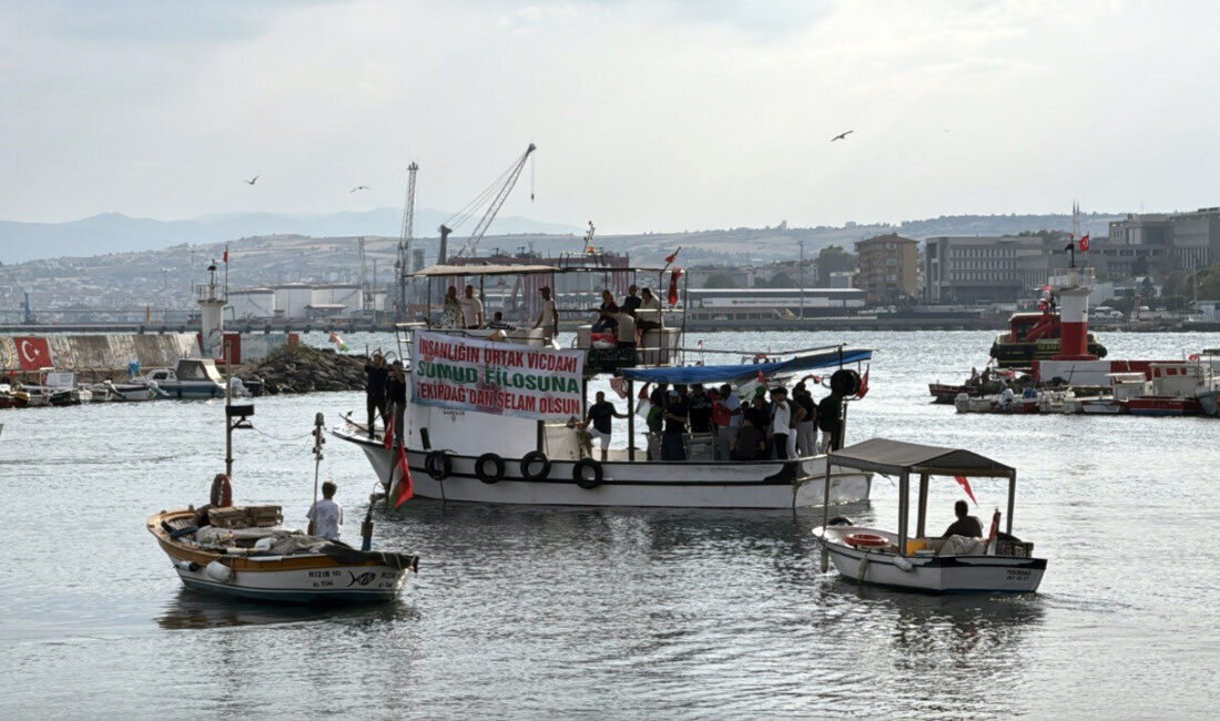 Abdullah YALÇIN/ TEKİRDAĞ, – TEKİRDAĞ’ın Süleymanpaşa ilçesinde balıkçılar ve yelkenciler,