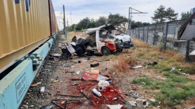 Mehmet YİRUN/ TEKİRDAĞ, – TEKİRDAĞ’ın Muratlı ilçesinde yük treninin hemzemin