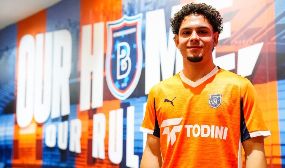 İSTANBUL, – BAŞAKŞEHİR FK, Grasshopper forması giyen Tuğra Turhan ile
