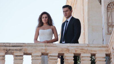 İSTANBUL, – KANAL D’nin fenomen dizisi Uzak Şehir’in ikinci sezonu