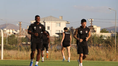 Behçet DALMAZ-Orhan AŞAN/VAN, -1’inci Lig takımlarından Van Spor FK, önümüzdeki