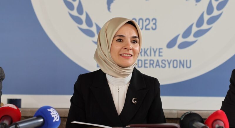 Bakan Göktaş, uzun süredir gündemde olan SYDV çalışanlarının taleplerine değinerek,