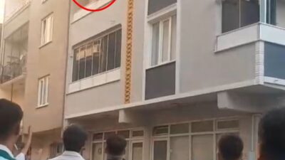 Yiğithan HÜYÜK-Barış YILMAZ/BURSA, – BURSA’da, dün 3 katlı binanın en