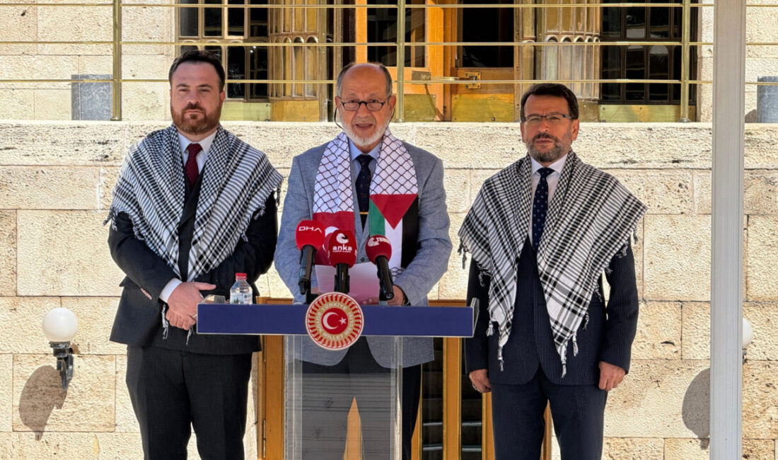Yeniden Refah Partili Yüksel: Sumud filosunun akıbetini sonuna kadar takip edeceğiz Aliekber METE-Muhammet BAYRAM/ANKARA, -YENİDEN Refah Partisi Konya Milletvekili Ali Yüksel,