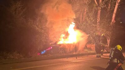 Mutlu YUCA/BOLU, – BOLU’da yoldan çıkıp ağaçlık alana savrulan otomobil,