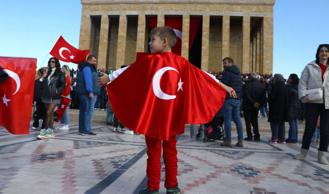 Anıtkabir’de Cumhuriyet coşkusu Gizem CENGİL-Canberk ÖZTÜRK-Mikail KARAMAN/ANKARA, – ANITKABİR, 29 Ekim Cumhuriyet Bayramı’nda