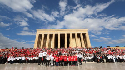 ANKARA, – LÖSEMİLİ Çocuklar Sağlık ve Eğitim Vakfı’nın (LÖSEV) öncülüğünde
