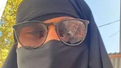 Eda KOÇ/ANKARA, – ANKARA’da siyah çarşaf giyerek sokaklarda dolaşan ve