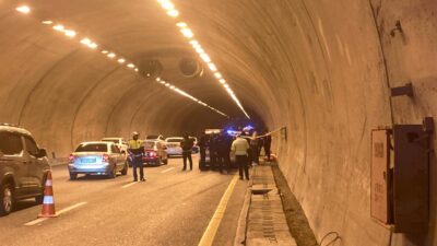 Kadircan GÜLER/ANKARA, – ANKARA’nın Keçiören ilçesinde otomobil içerisinde çıkan kavgada