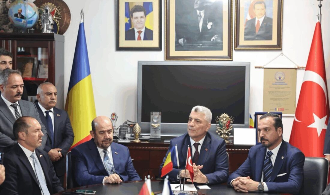 Bakan Bolat: Romanya ile ticaret hacmini 15 milyar dolara çıkarmayı hedefliyoruz ANKARA, – TİCARET Bakanı Ömer Bolat, Romanya temasları kapsamında Bükreş’te
