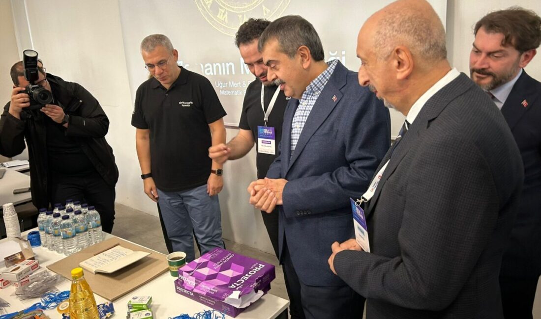 Bakan Tekin, ODTÜ’de zeka ve yetenek atölyelerini ziyaret etti Eda KOÇ-Emirhan YÜZÜGÜLDÜ/ANKARA, – MİLLİ Eğitim Bakanı Yusuf Tekin, Orta