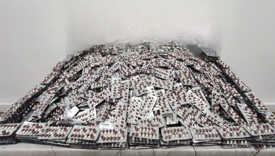 Çubuk’ta sentetik uyuşturucu operasyonu: 1 tutuklama Müfit ONBAŞI/ ÇUBUK(Ankara), – ANKARA’nın Çubuk ilçesinde düzenlenen uyuşturucu operasyonunda,