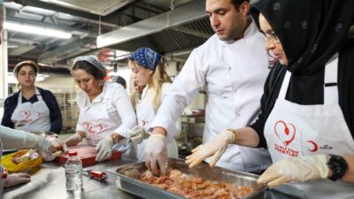 İSTANBUL, – KAHRAMANMARAŞ’tan gelen 20 depremzede kadın, Türk Kızılay’ın İstanbul’da