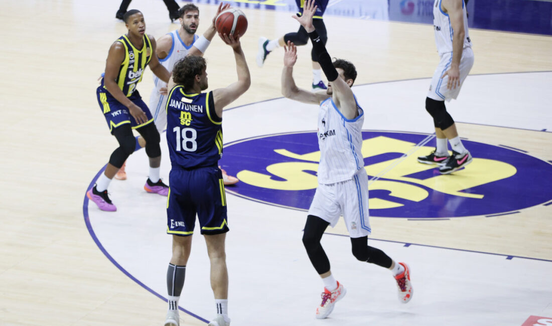 İSTANBUL, – SALON: Ülker Spor ve Etkinlik HAKEMLER: Emin Moğulkoç,