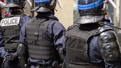 FRANSA, – FRANSA’nın Lyon şehrinde değerli metallerin işlendiği rafineride hırsızlık