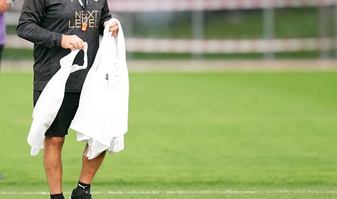 İSTANBUL, – GALATASARAY, Süper Lig’in 8’inci haftasında Beşiktaş ile oynayacağı