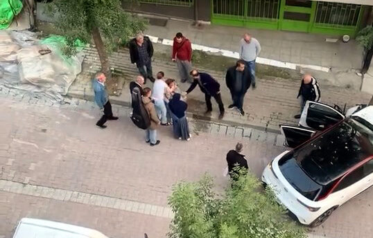 İhsan DÖRTKARDEŞ/İSTANBUL, – AVCILAR’da evinin önüne park etmek isteyen sürücünün