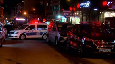 Baran AKKAYA/İSTANBUL, – BAĞCILAR’da hareket halindeki bir otomobile, kimliği belirsiz