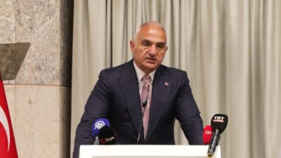 Gülseren KARAPINAR-Emir BENLİOĞLU/İSTANBUL, -TÜRKİYE Otelciler Birliği (TUROB) tarafından düzenlenen Geleneksel