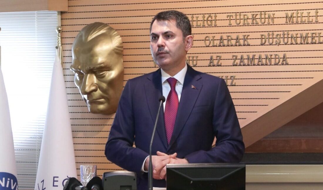 İstanbul- Bakan Kurum: Küresel ticaretin yüzde 90’ı deniz taşımacılığıyla yapılıyor Canan İLARSLAN – Hadican EROL/ İSTANBUL, – İMEAK Deniz Ticaret