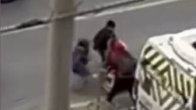 Vehbi DEMİR / İSTANBUL, – BAŞAKŞEHİR’de motosiklet sürücüsü çocuğunu okula