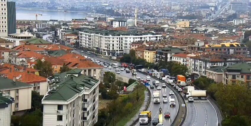 Derya EVREN KORKMAZ-Mehmet ALA/İSTANBUL, -Büyükçekmece D-100 Karayolu’nda şoförünün direksiyon hakimiyetini