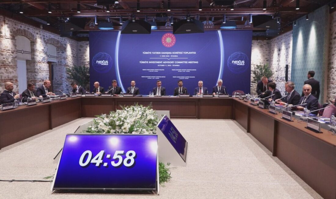 Tuğçe SEZER ODABAŞI – Harun ŞAHBAZOĞLU/İSTANBUL, – DOLMABAHÇE Çalışma Ofisi’nde