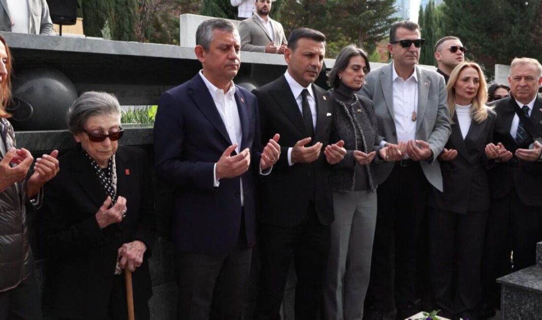 İstanbul – Erdal İnönü vefatının 18’inci yılında kabri başında anıldı Melike USLU – Harun ŞAHBAZOĞLU / İSTANBUL, – ESKİ Başbakan