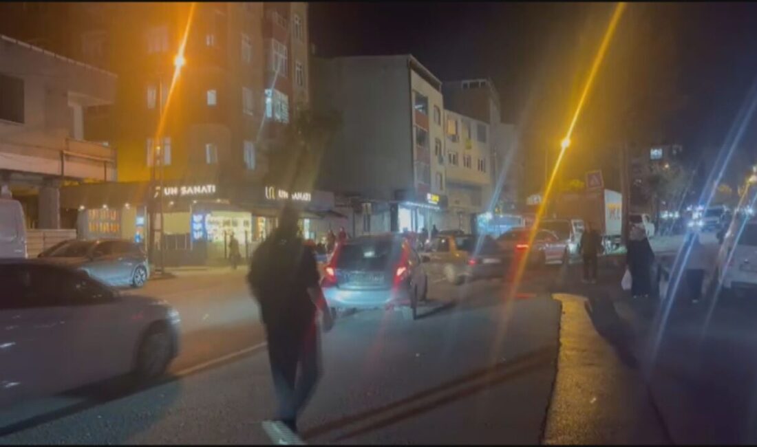 İstanbul – İstanbul’da 3.7 büyüklüğünde deprem İSTANBUL, – İSTANBUL’da saat 19.44’te Karadeniz’de Arnavutköy merkezli 3.7 büyüklüğünde