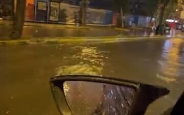 Hiba KARGI/İSTANBUL İstanbul’da sağanak sonrası bazı cadde ve sokaklar su