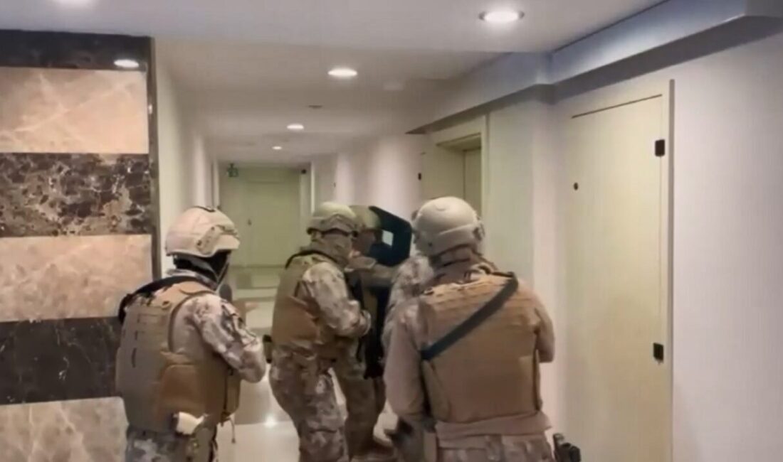 İstanbul – İstanbul’da yasa dışı bahis operasyonu: 20 kişi gözaltında Derya EVREN KORKMAZ/İSTANBUL, – İSTANBUL’da yasadışı bahis oynatanlara yönelik operasyon