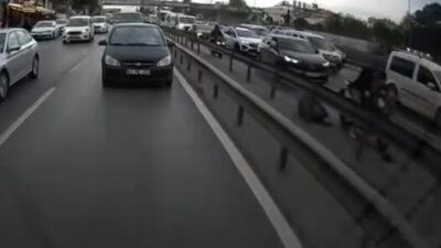 Baran AKKAYA-Hiba HAKBİLİR/ İSTANBUL, – KÜÇÜKÇEKMECE D-100 karayolunda yolun karşısına