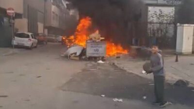 Baran AKKAYA-Emin YEŞİL/İSTANBUL, – SULTANGAZİ’de çöp konteynerinde çıkan yangın park